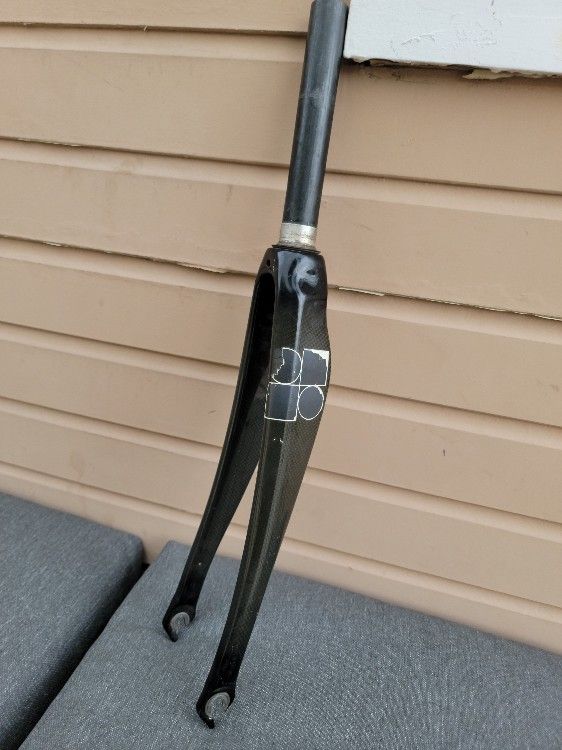 Time Avant Carbon Forks NOS 368gr Braided Carbon Look KG Time Avant Carbon Forks NOS 368gr Braided Carbon Look KG