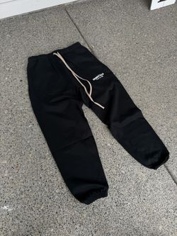 Essential Pants 