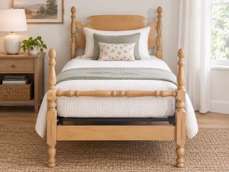 Solid Wood Twin Bed – Vintage Cottage / Farmhouse Style