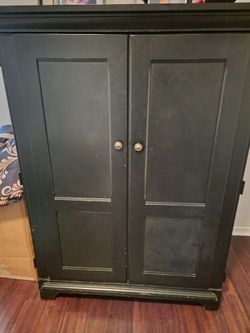 Chest armoire