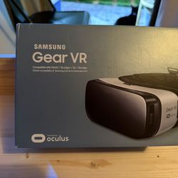 Samsung Gear VR Headset