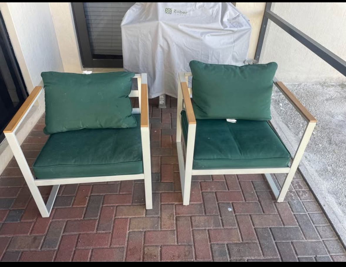 EAST OAK Patio Furniture Set
