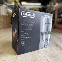 De’Longhi EC885M Dedica Arte Pump Espresso Machine