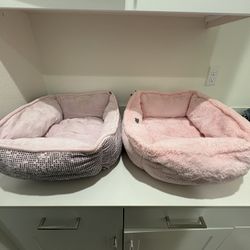 2 dog beds - selling individually. 