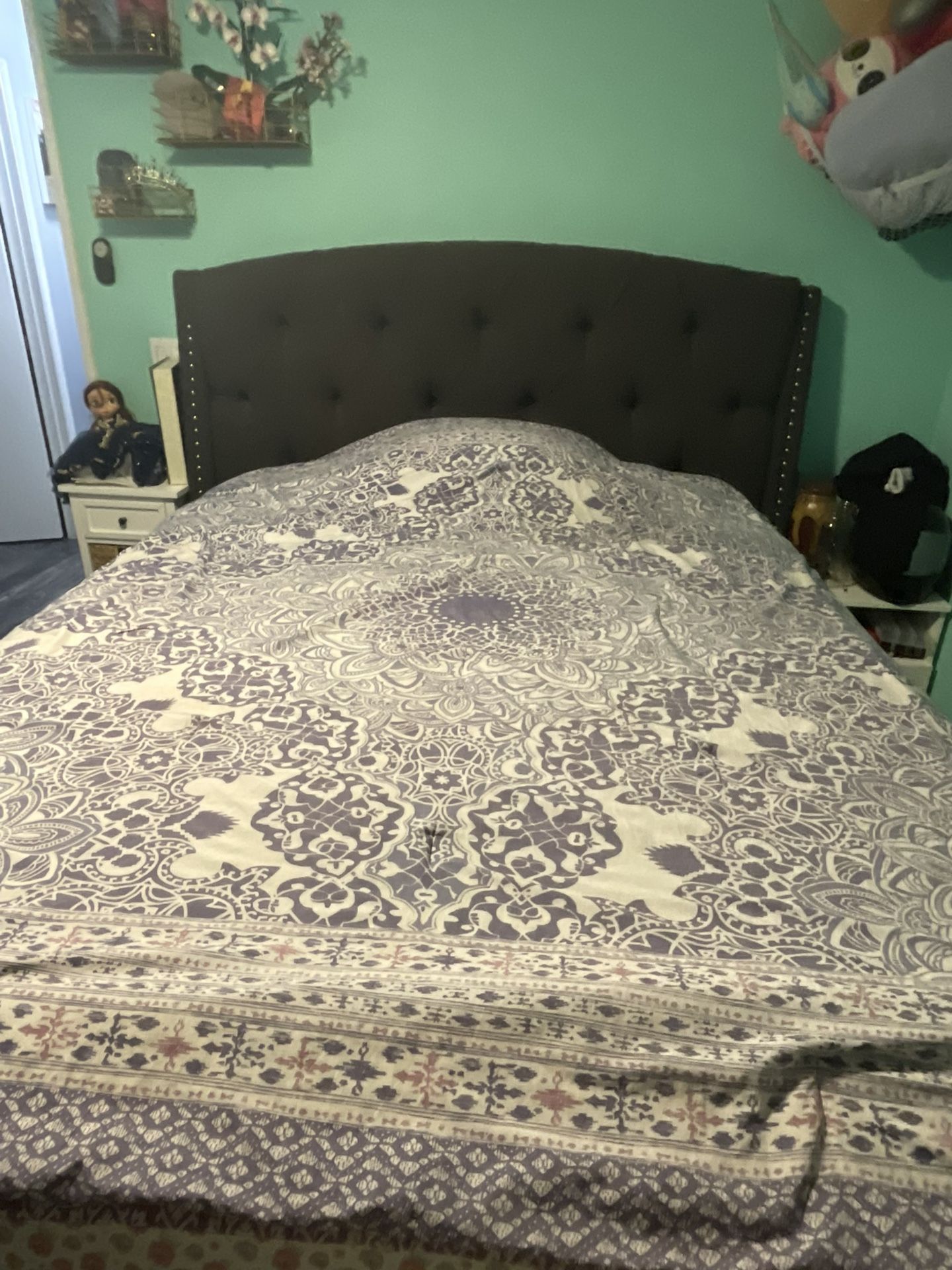 Free Queen Size Bed