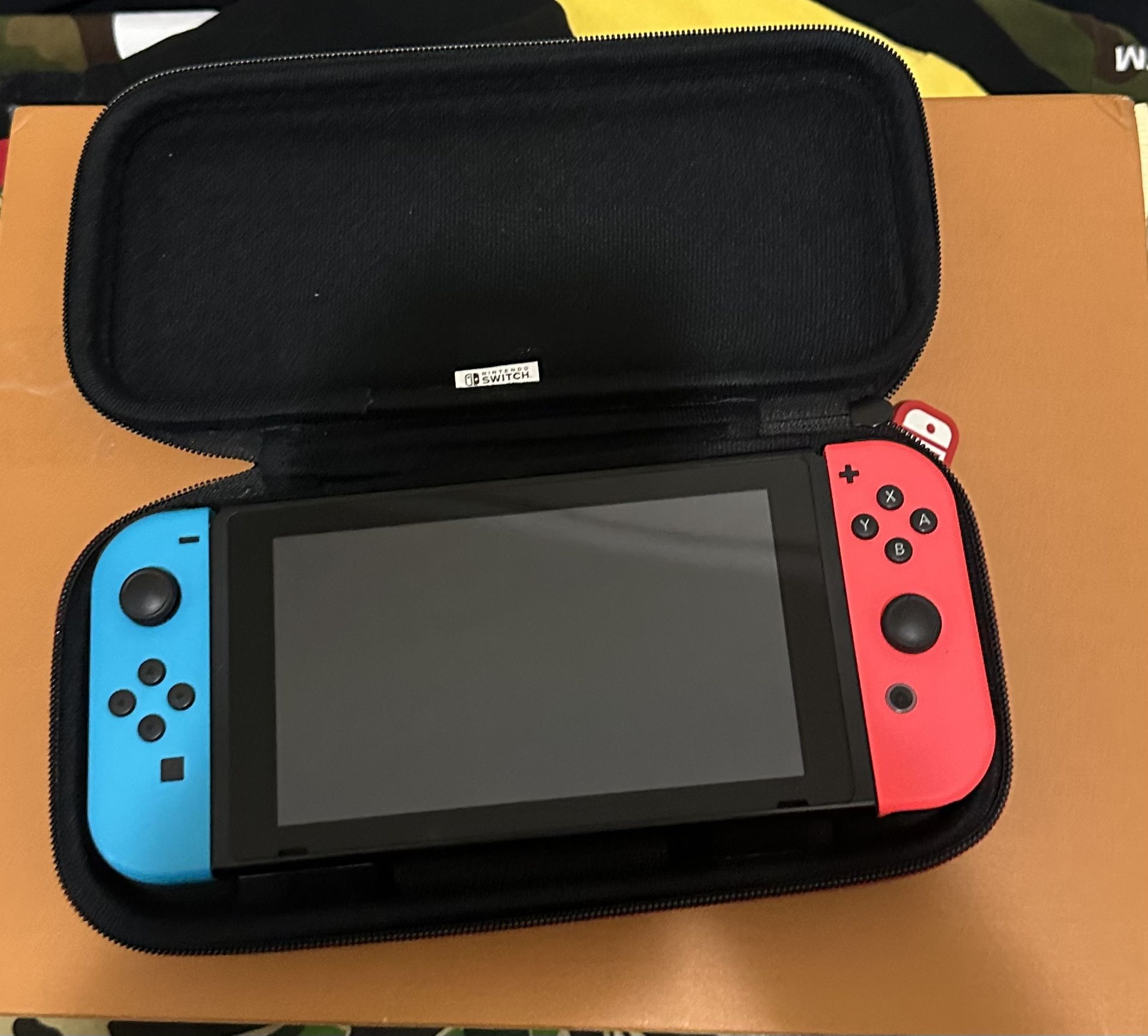 Nintendo Switch 