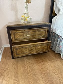 Vintage Stanley Burl Wood Nightstand – Hollywood Regency Campaign Style