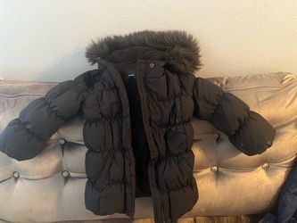 BabyGap Child puffer coat size