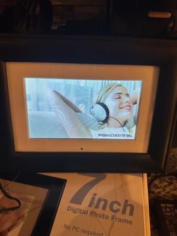 Digital Photo Frame
