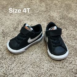 Nike Toddler Black Shoes Size 4T