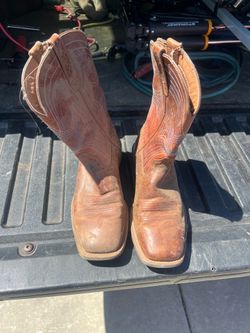 Size 9.5 Ariat boots and Nike shoes