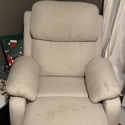Small Recliner 