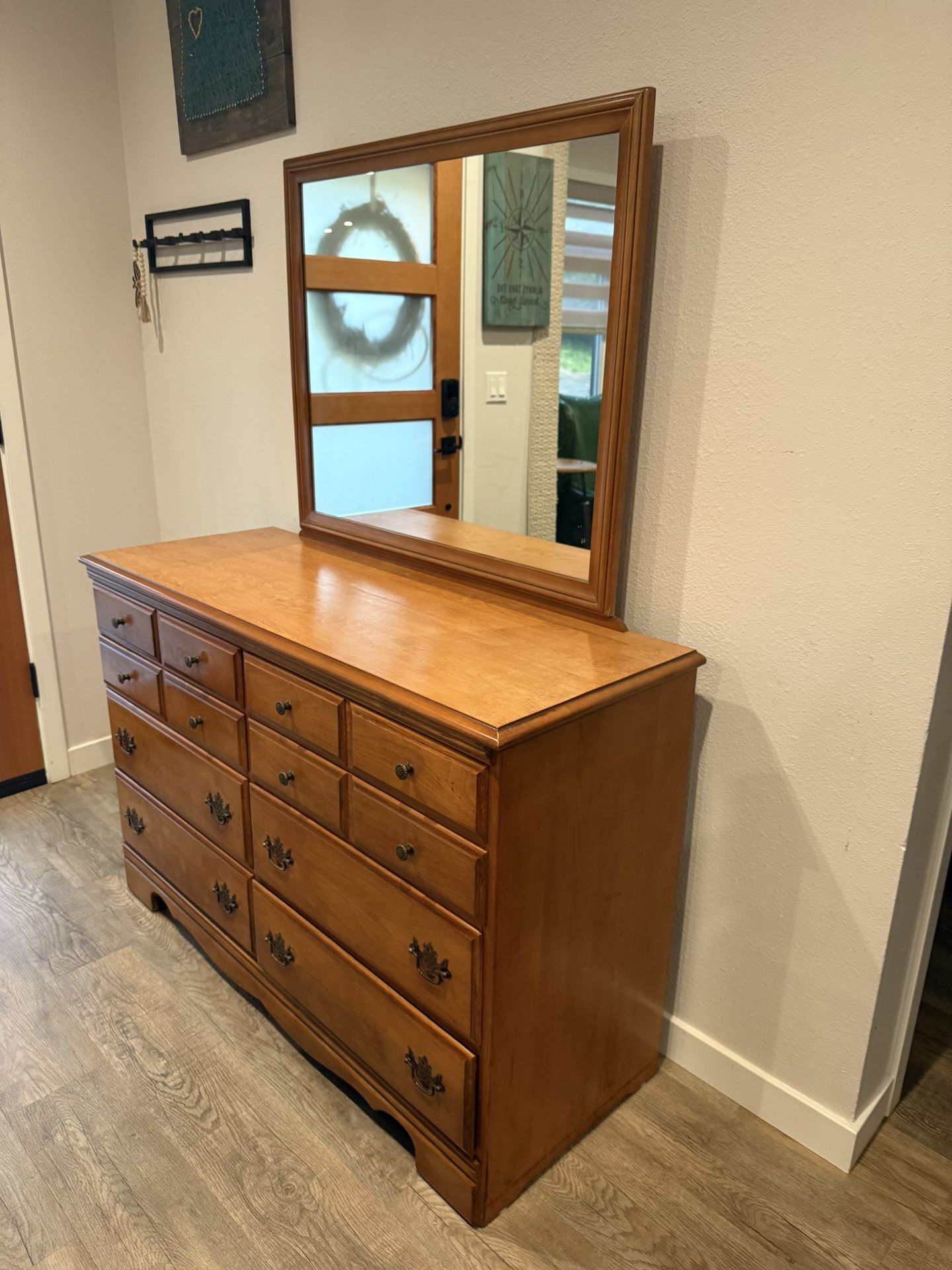 CHOICE dresser - low boy - 8 drawers - removable mirror - rock maple - delivery available