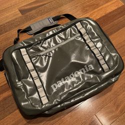 Patagonia Black Hole MLC 45L Carry On Bag