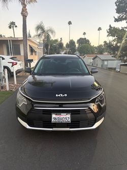 2023 KIA Niro