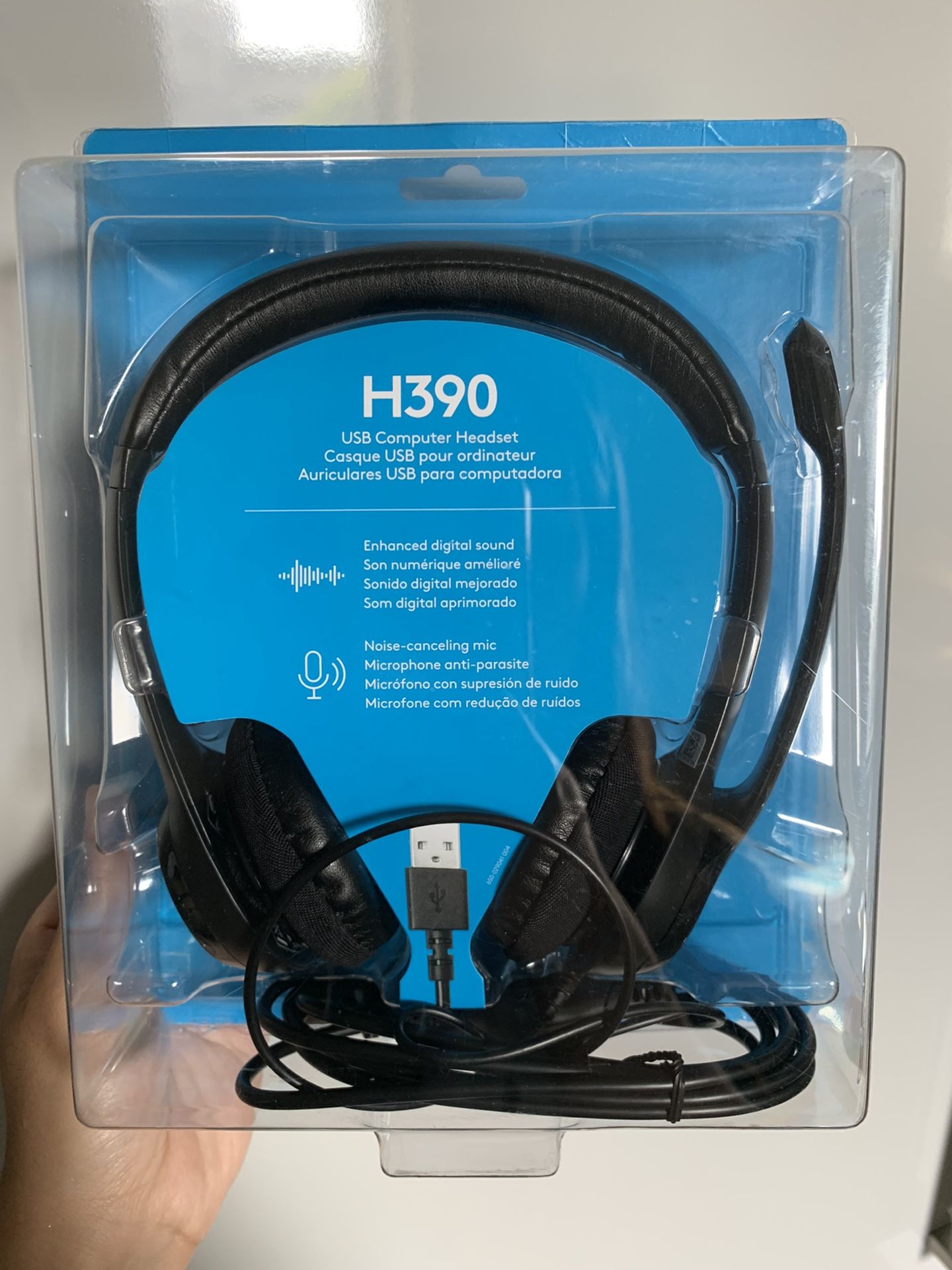 Logitech H390 USB Computer Headset (BRAND NEW) w/ Noise-cancelling Mic
