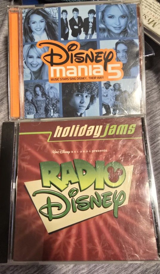 2 CD LOT: Disney Radio Holiday Jams & Disney Mania 5