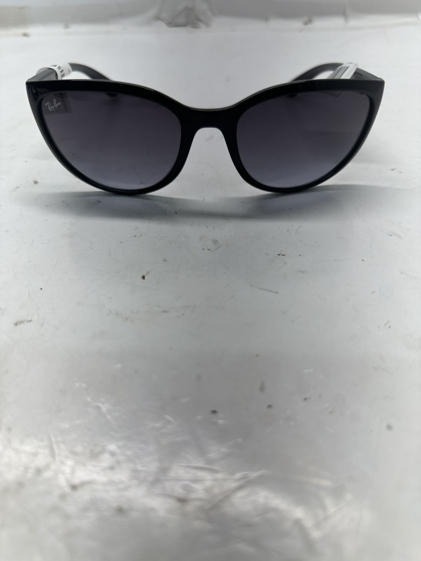 Sunglasses Ray- Ban Emma #41077