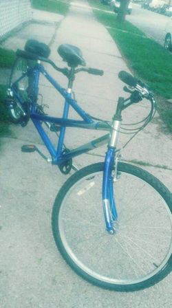 BICICLETA. DOBLE. DE. ALUMINIO.