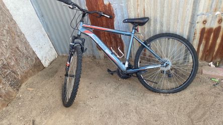 Mongoose Pueblo MTB 26in