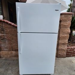 3MONTHS WARRANTY 30X30X66 WHIRLPOOL FRIDGE 18CUFT WHITE 