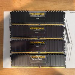 32GB DDR4 3200MHz Corsair Vengeance LPX RAM