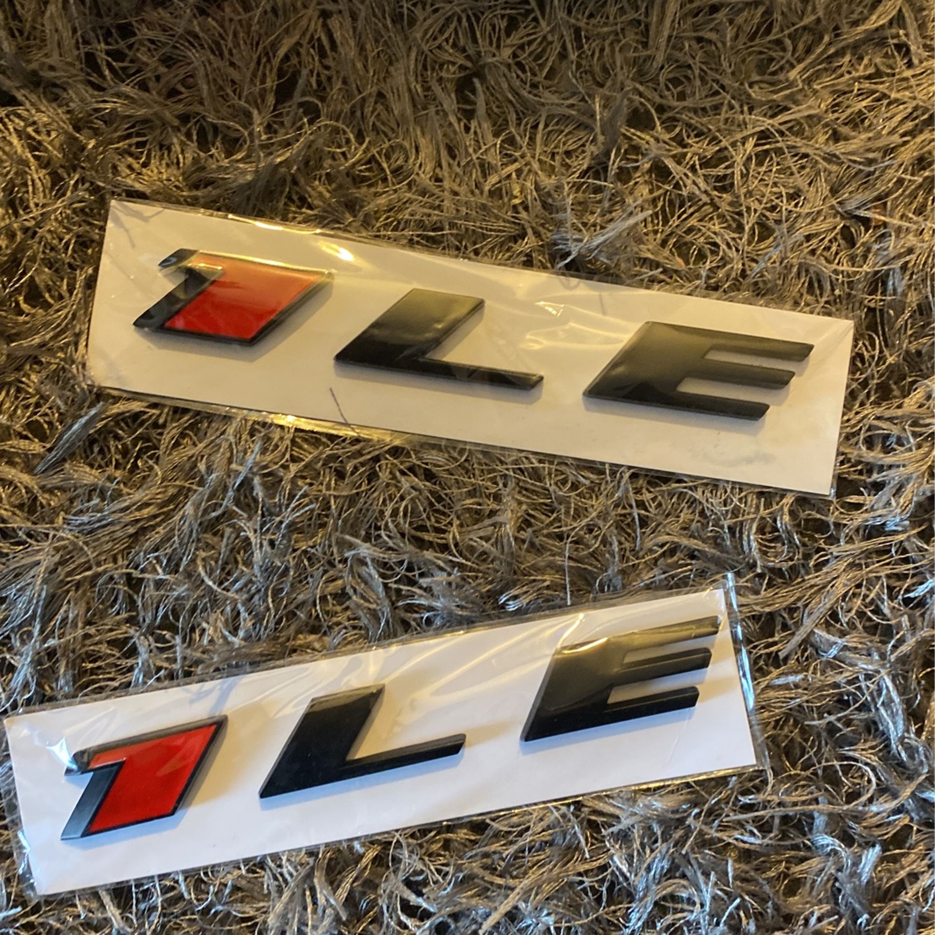 Camaro 1le Badge