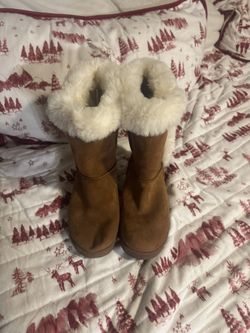 Brand New Boots Women’s Size 9