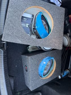 Bass boxes with amp