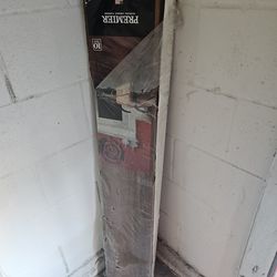 Premier Glueless Laminate Flooring 2 boxes