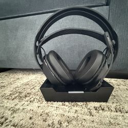 Barely Used Gaming Headset, Comfy