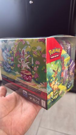 Pokemon Prismatic Tin Display