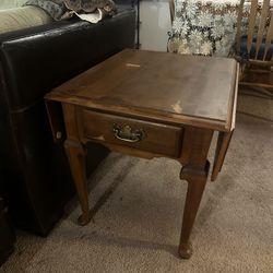 Drop Leaf Side Table 