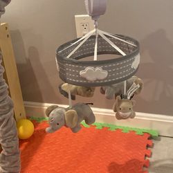 Jungle Safari Musical Crib Mobile