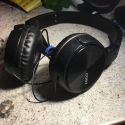 plug in stereo headphones