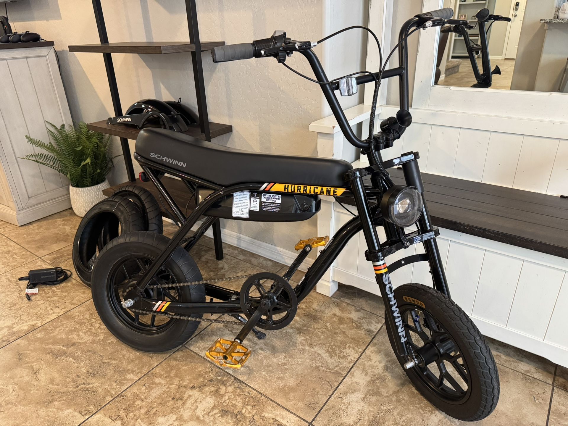 Schwinn 14” Hurricane Compact Electric Bike