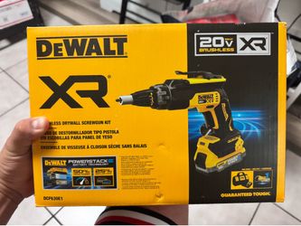 DEWALT 20V XR Brushless Drywall Screwgun Kit