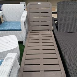 Outdoor Lounge Chair Set