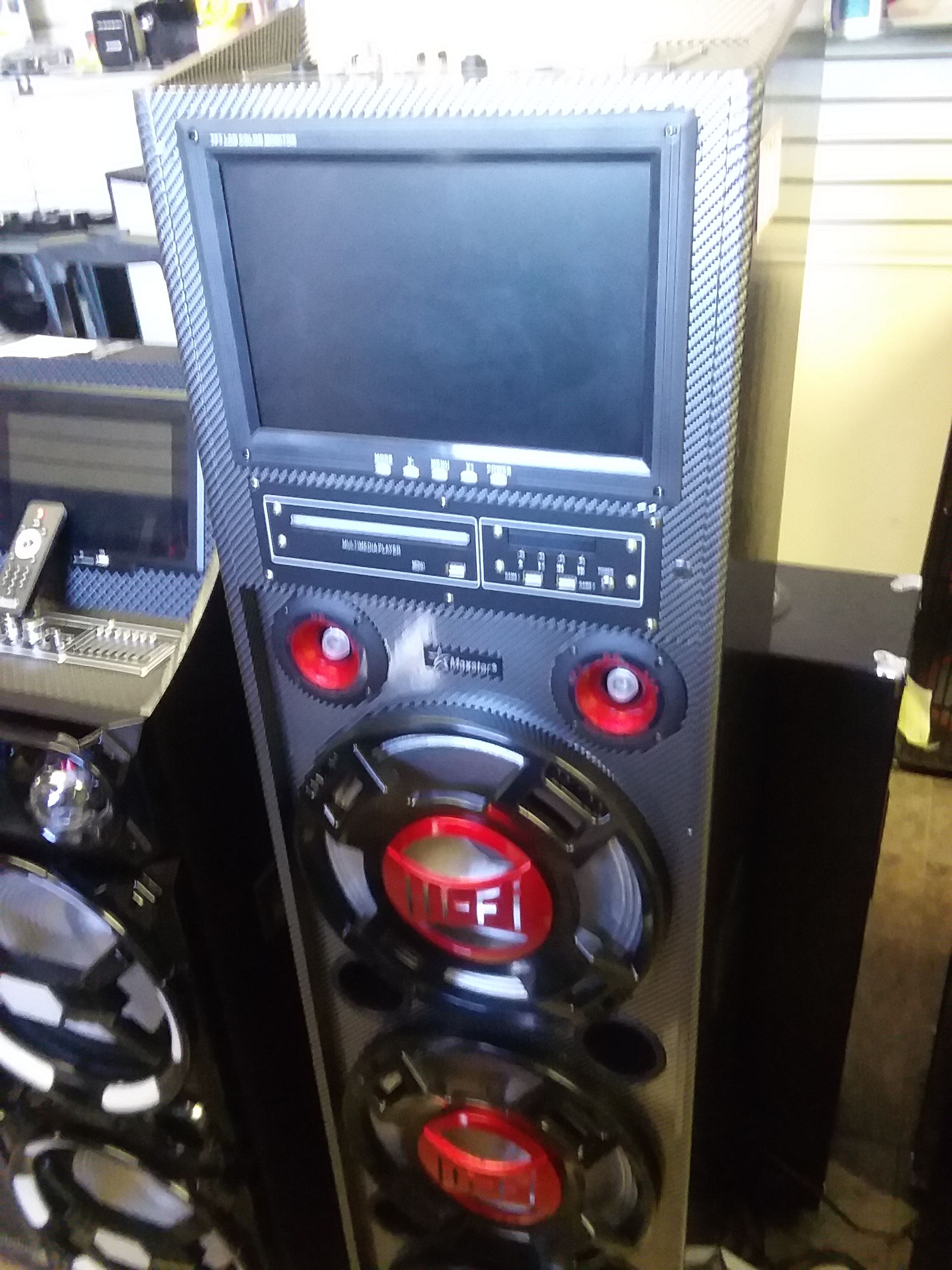 Karaoke speaker
