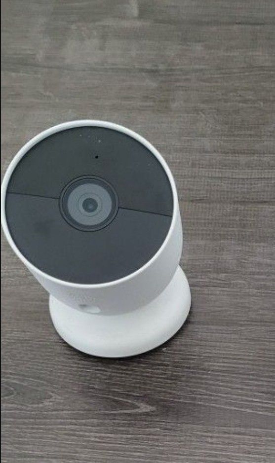 Google - Nest Cam Indoor/Outdoor Wire Free