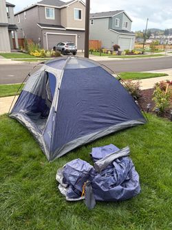 Tent ⛺️ 3-4 person