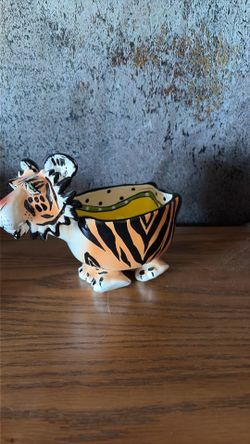 Vintage Lynda Corneille Ceramic Hand Painted  Tiger painted bowl