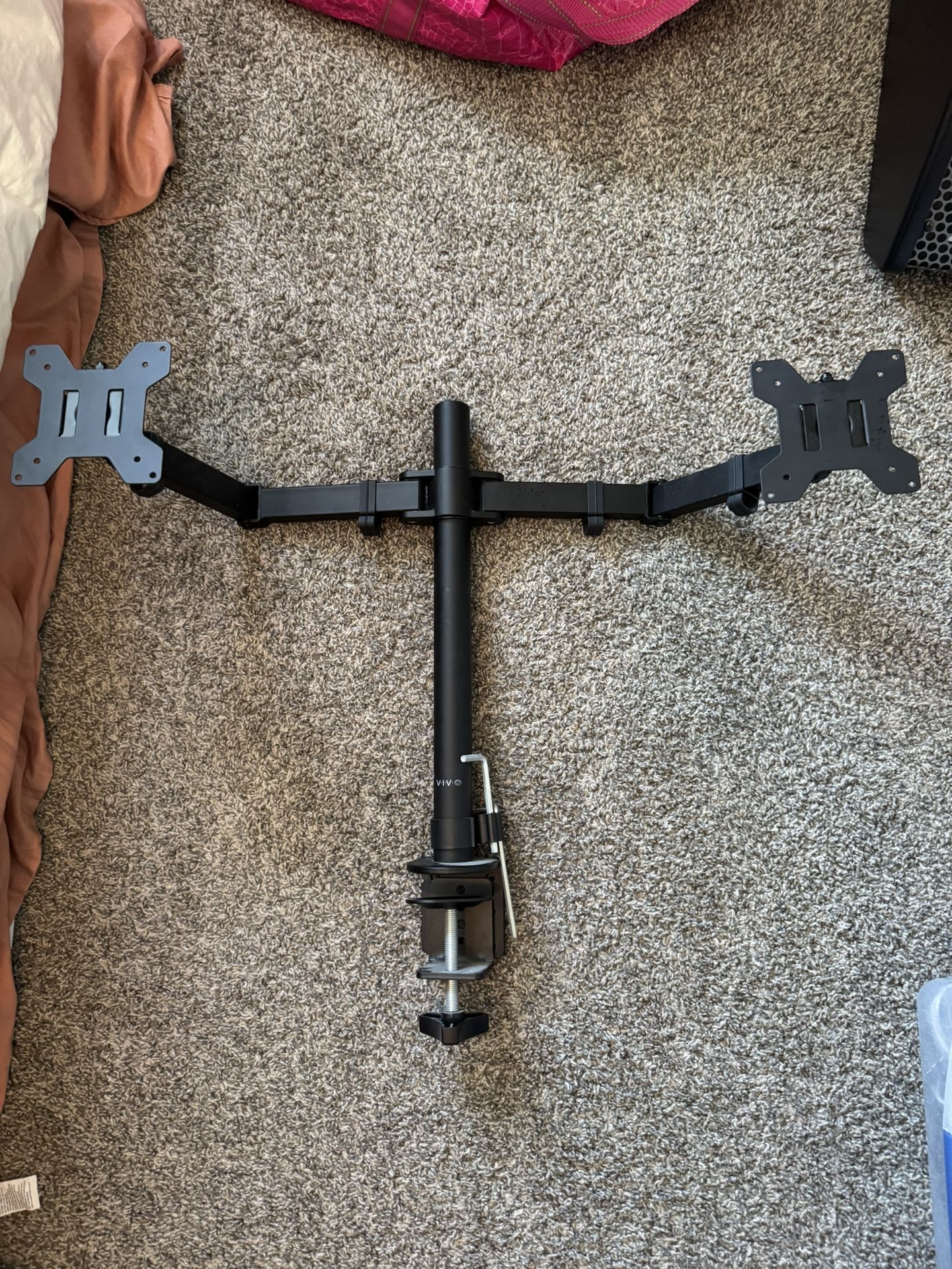 Dual Monitor Stand Vivo