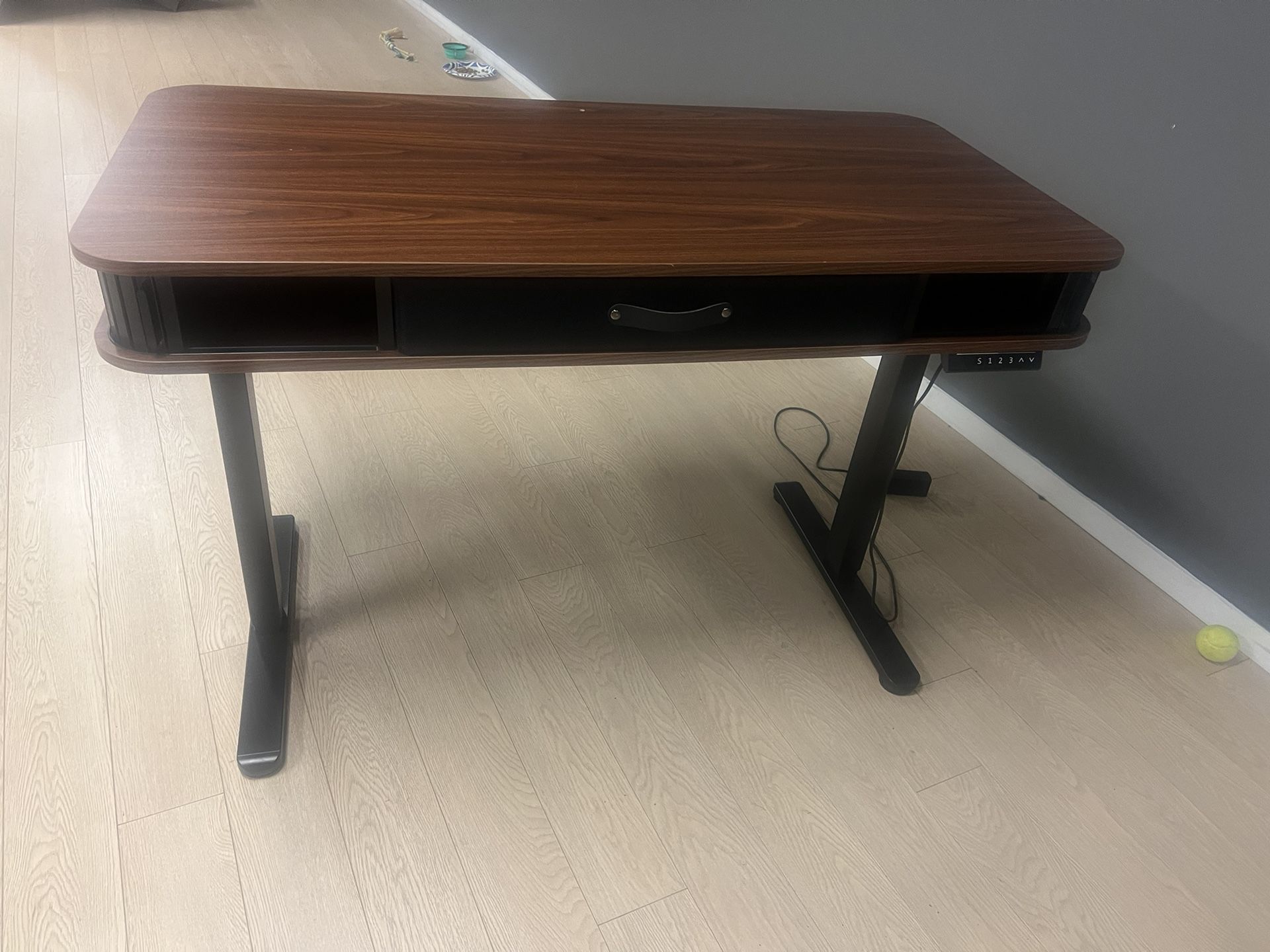 Office Table 