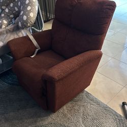 Lazy Boy Nice Burgundy Recliner $50
