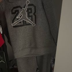 Clothes 