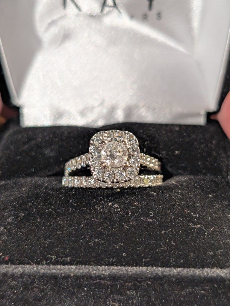 Engagement/Bridal Ring Set
