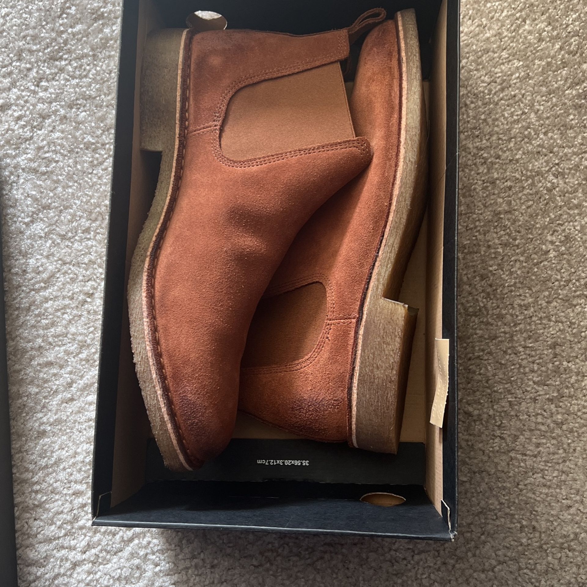 Kenneth Cole Chelsea boots