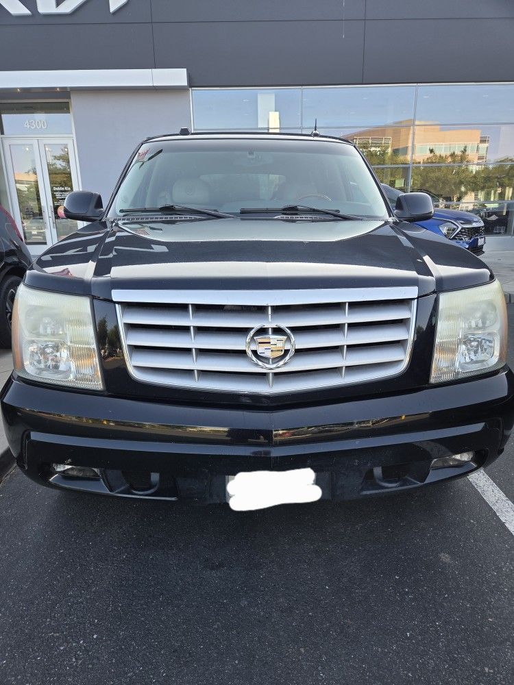 2004 Cadillac Escalade