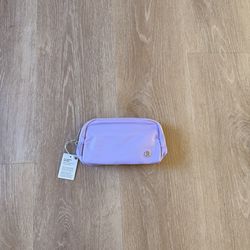 Lululemon Everywhere Belt Bag